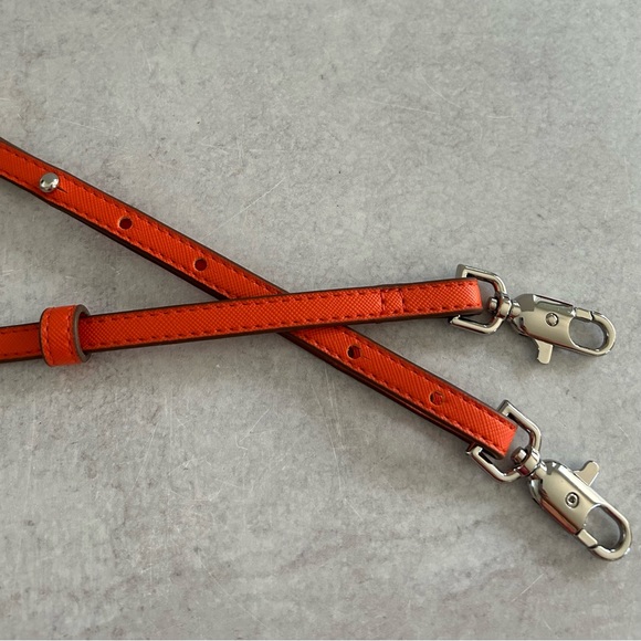 Stella & Dot Waverly Petite Convertible Crossbody Bag Natural Linen/Fresh Orange - Picture 15 of 16